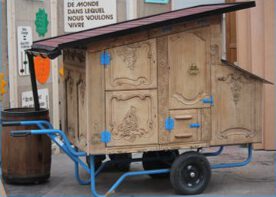 Aménagement d’un jardin pour accueillir les poules - Le poulailler mobile